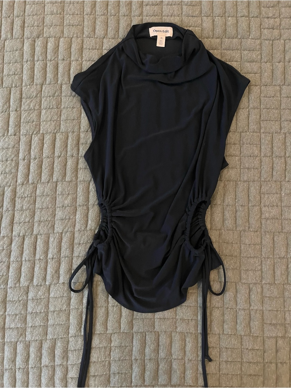 Open Edit Ruched, Long Sleeve, Keyhole, Going Out Top